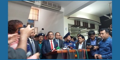 দিনের ভোট দিনেই হবে, রাতে নয় : ইসি আনিছুর রহমান